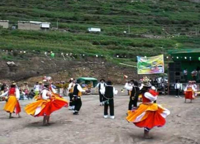 Despierta el interés en danza "La palomita"