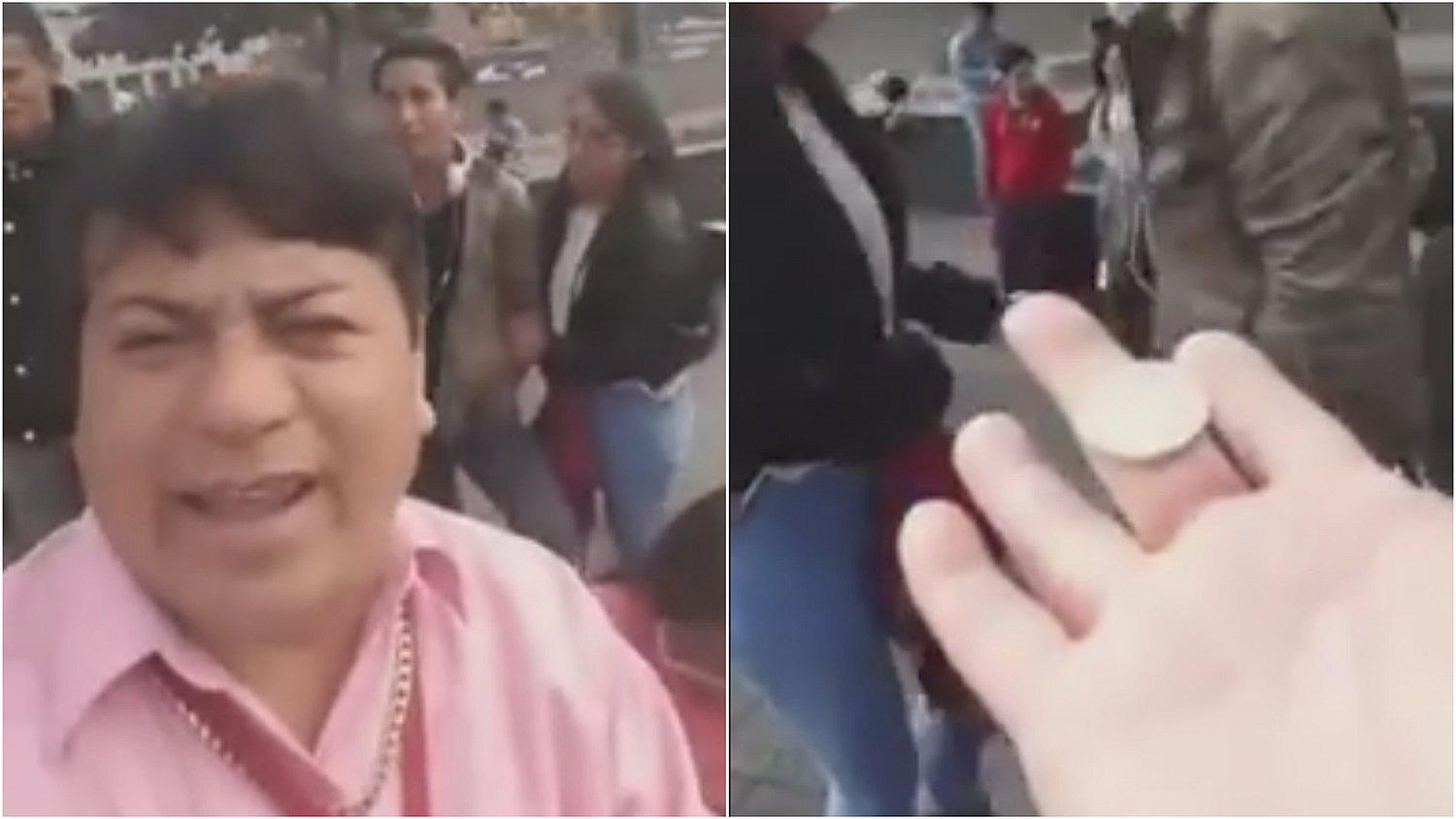 Cómico ambulante humilla a joven porque le dio un sol por ver su show (VIDEO)