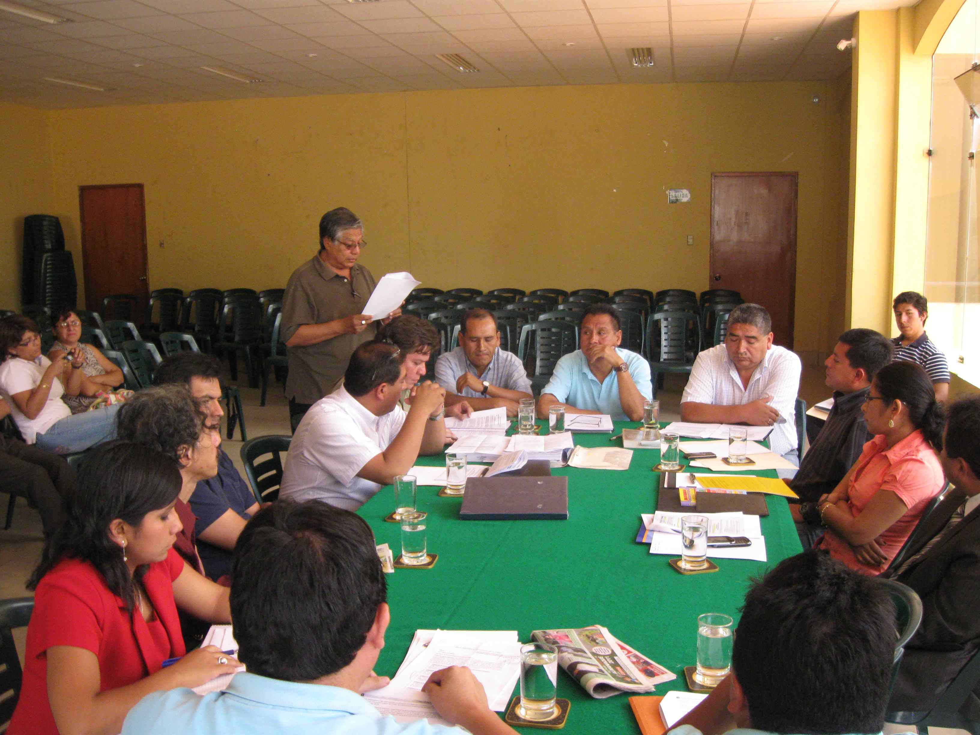 Dictan orden de captura contra exregidor Clever Zevallos