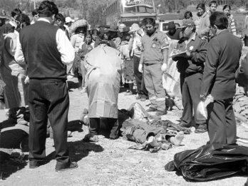 ¡17 muertos y 30 heridos deja bus Carhuamayo!