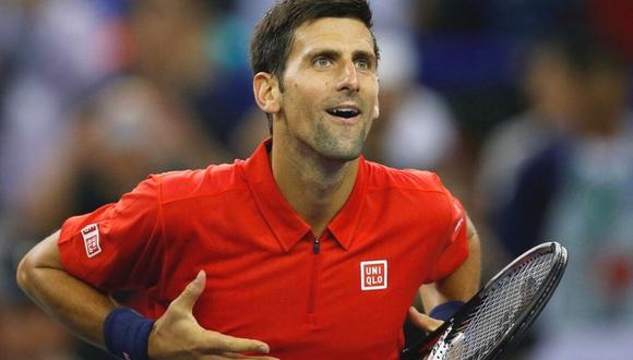 Novak Djokovic demostró su buen ánimo y sencillez con un grupo de niños.