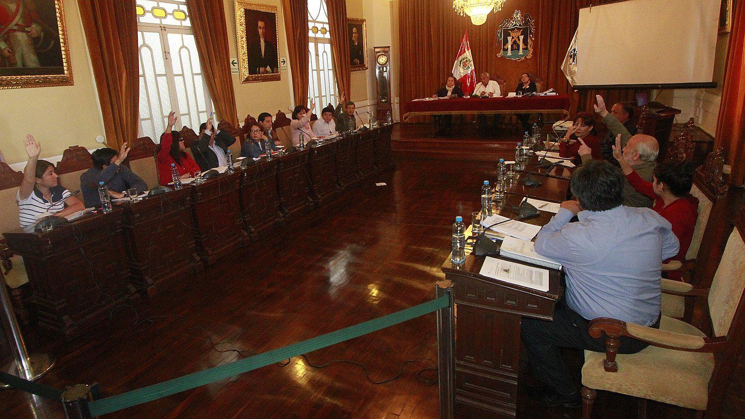 Trujillo: Concejo municipal aprueba por mayoría tercerización del Segat (VIDEO) 