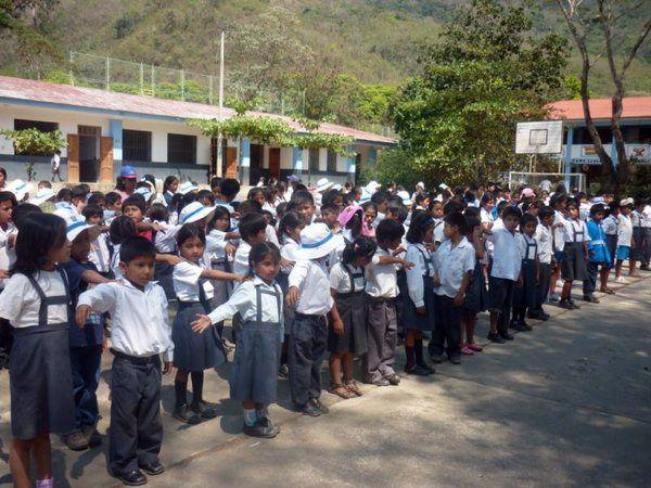 Cusco: Firman convenio para impulsar la educación en el Bajo Urubamba