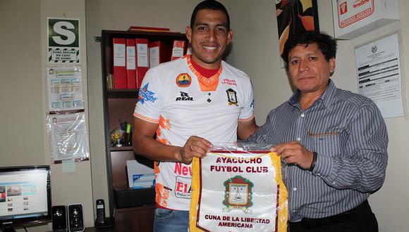 Ayacucho FC confirmó fichaje de Jankarlo Chirinos