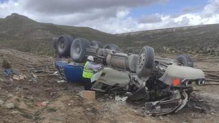 Al menos seis fallecidos tras violento accidente en la vía Arequipa-Puno