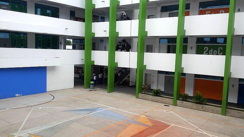 Tumbes: Escolar cae de segundo piso del colegio Isaac Newton