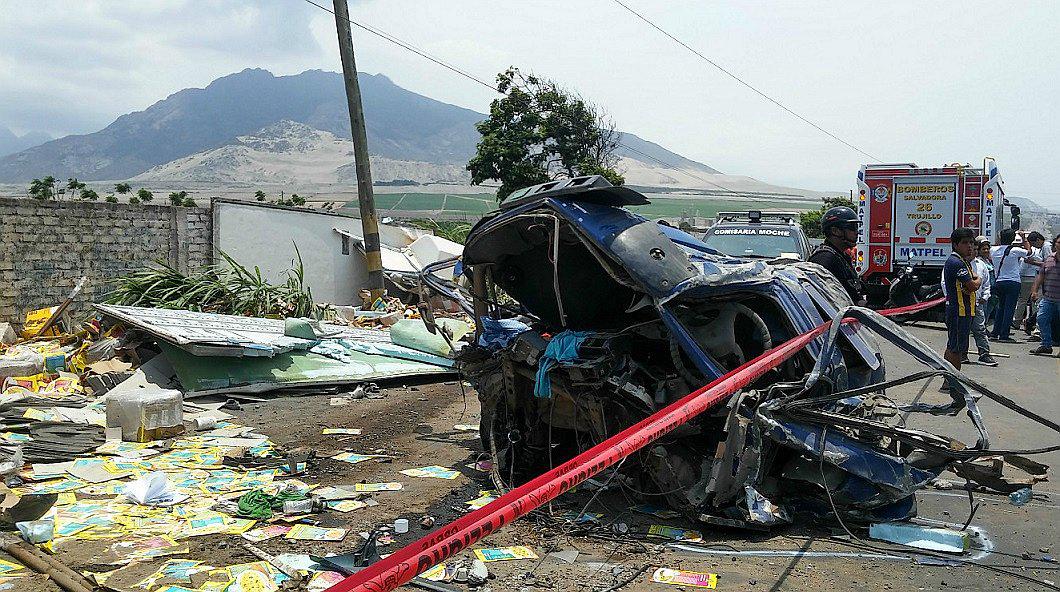 Trujillo: A 19 se elevan las víctimas de fatídico accidente en Moche