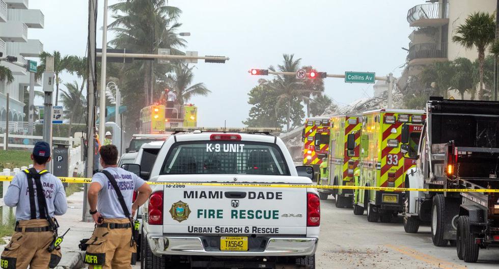 El equipo de rescate de Miami-Dade está buscando en el colapso parcial de un edificio de condominios de 12 pisos en Surfside, Florida, Estados Unidos, el 24 de junio de 2021. (EFE/EPA/CRISTOBAL HERRERA-ULASHKEVICH).