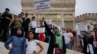 Turquía: cientos de personas se manifiestan contra los derechos LGTB