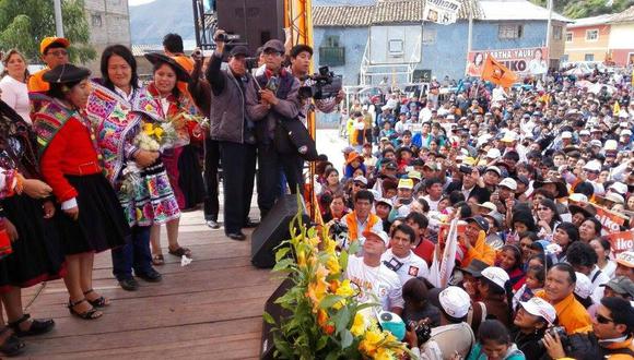Keiko Fujimori propone que se enseñe quechua en universidades públicas