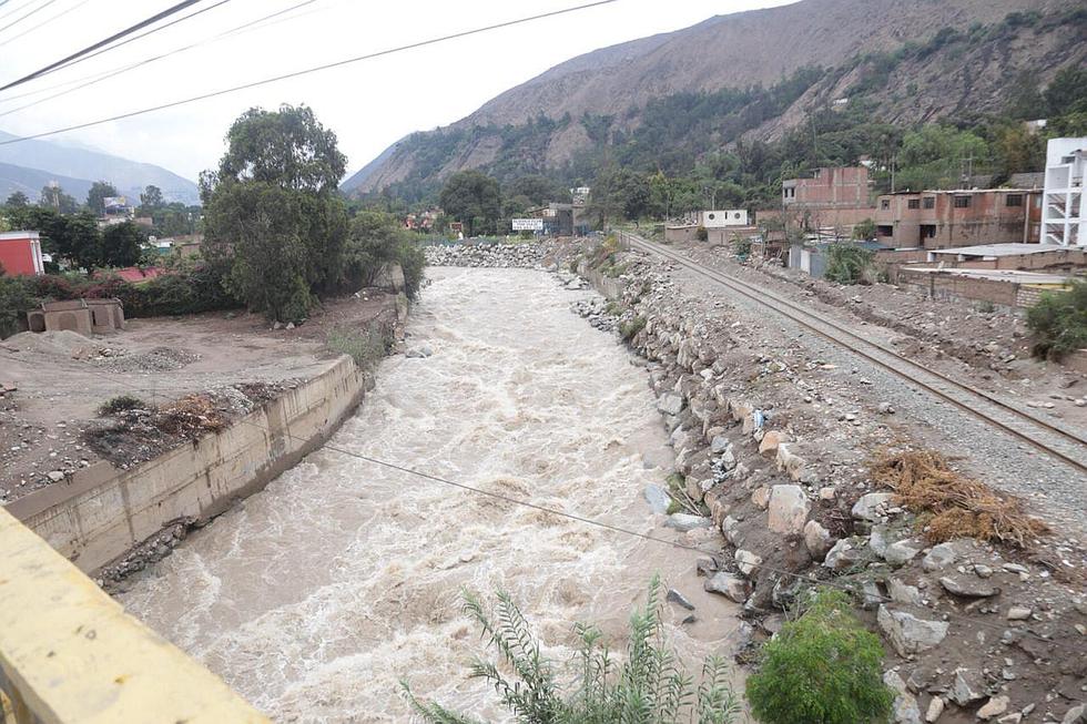 Chosica: Huaico afecta varios kilómetros de la Carretera Central (FOTOS Y VIDEOS)