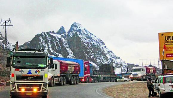 Suspenden salida de buses de Lima a Huancayo por accidente de tránsito