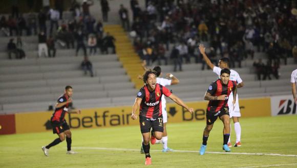 Melgar celebra su clasificación a la segunda fase de la Copa Sudamericana. (Foto: Leonardo Cuito)