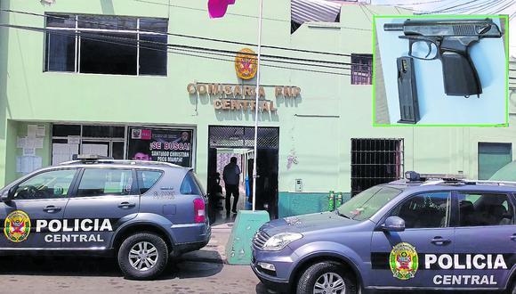 Hasta la comisaría Central fueron intervenidas dos mujeres acusadas de cometer delitos en la ciudad de Tacna. (Foto: Archivo GEC)