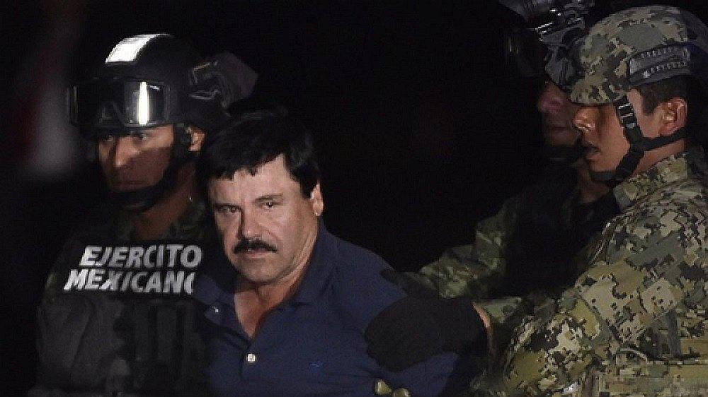México: El "Chapo" Guzmán logra fallo para tener una manta en prisión