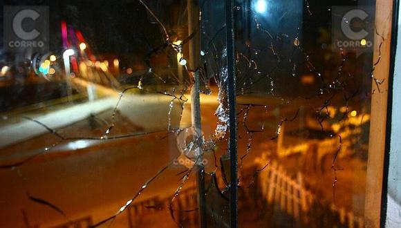 ​El Agustino: barristas de AL y Universitario se enfrentan con balacera que dejó un muerto (FOTOS)