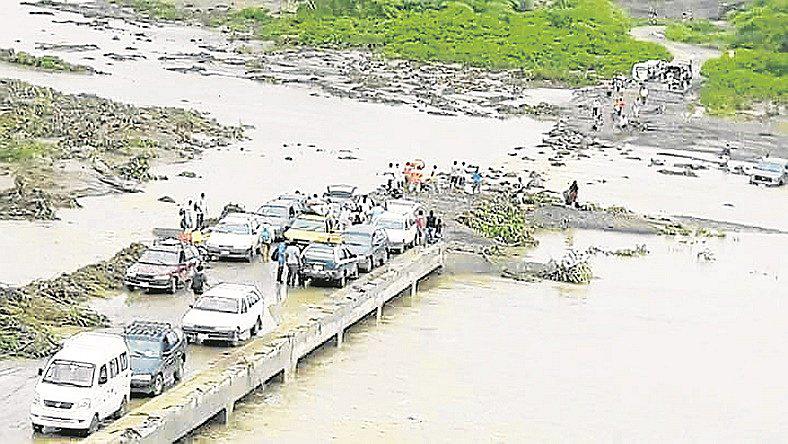 Piura: Las lluvias golpean a Sullana y sus distritos