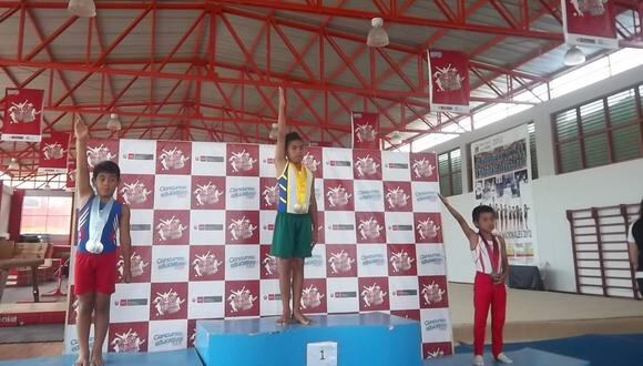 Tumbes: Cinco medallas logran dos tumbesinos en gimnasia de los Juegos Escolares