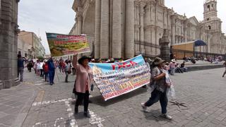 Manifestantes se reducen en el centro de Arequipa