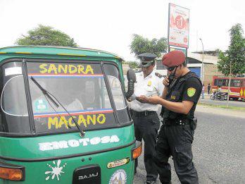 Documentos en regla  verifica PNP