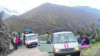 Mujer de 35 años dio a luz en la carretera de la sierra de Áncash cuando iba de camino al hospital