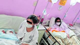 Nacen cuatro gemelos  en el hospital  de Huancayo y emocionan al personal en medio de la pandemia