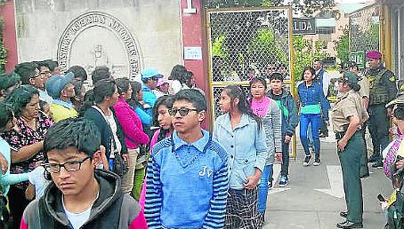 Arequipa: Mil 263 estudiantes disputan 100 vacantes en COAR