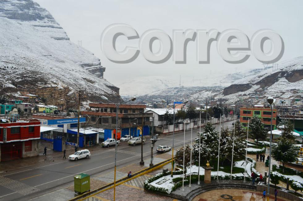 La Oroya amanece con nieve y con 2 grados bajo cero (FOTOS)