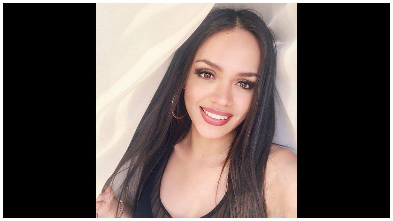 ​Mayra Goñi viste sexy blusa con transparencia y deja en 'shock' a fans (FOTO)