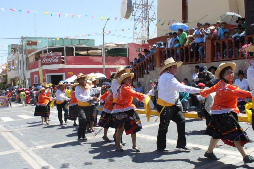 Locumba cerró los carnavales con vistoso pasacalle