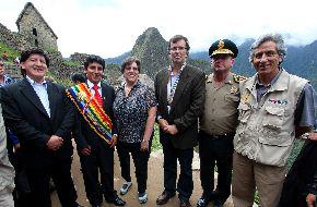 Embajadora de EE UU, Rose Likins, invita a visitar Machu Picchu