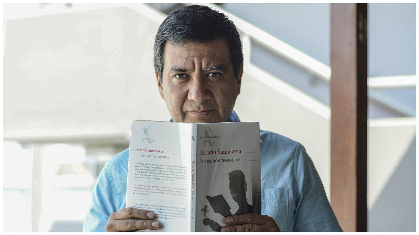 Ricardo sumalavia: “Quisiera tener vidas paralelas”