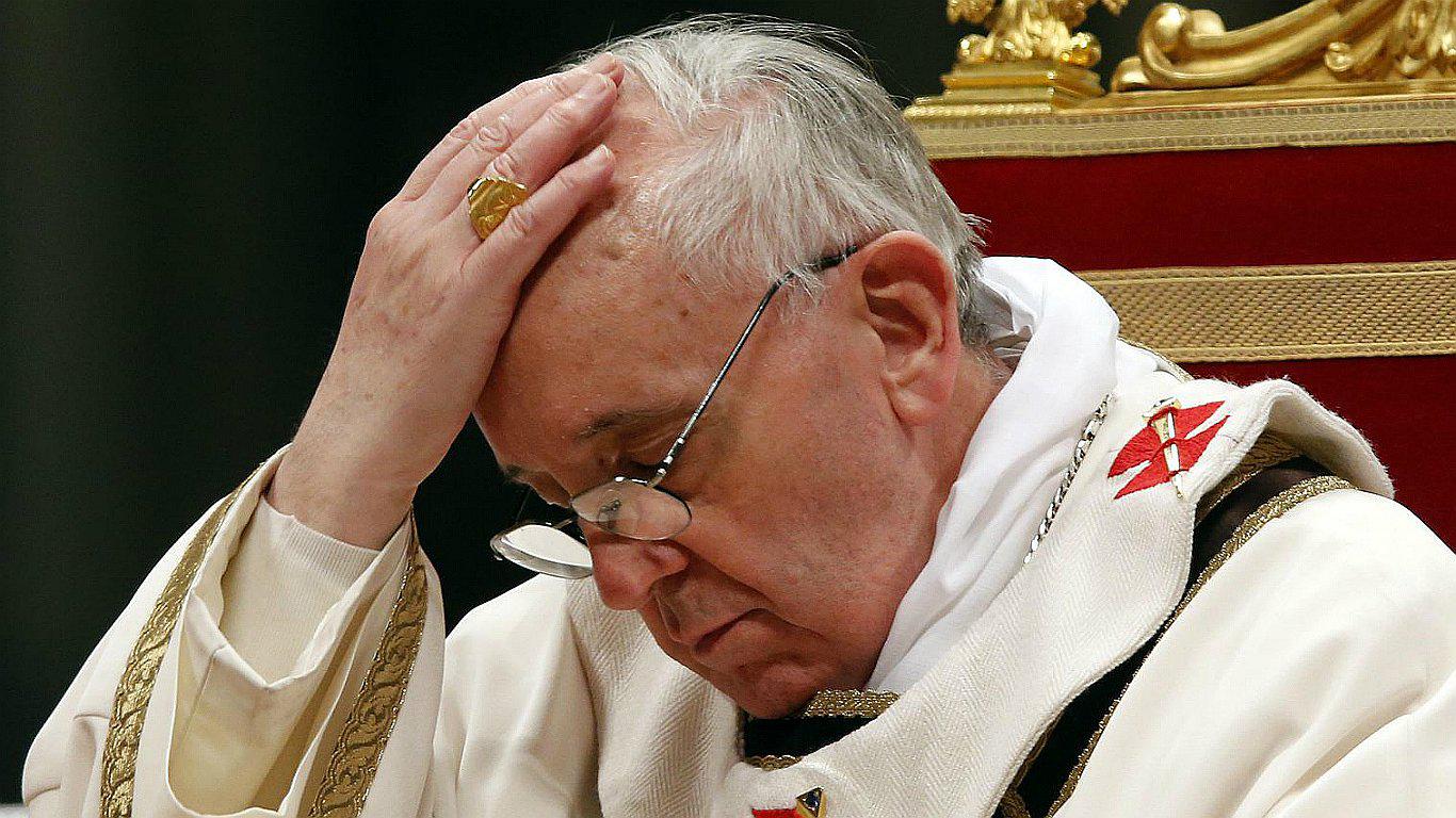 Papa Francisco pide que cárceles sirvan para reinserción social tras masacre en Brasil