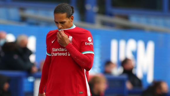 Virgil van Dijk deberá ser operado de la rodilla derecha, confirmó Liverpool. (Foto: AFP)