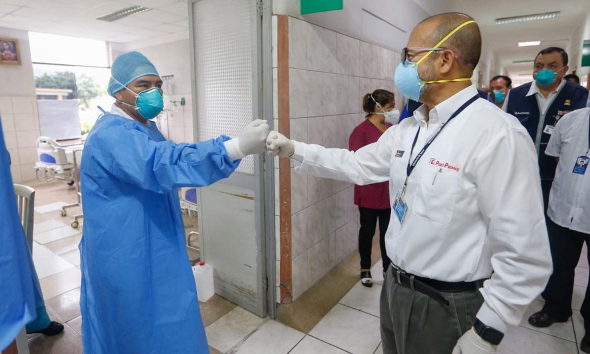 Ministro de Salud, Victor Zamora inspecciona el Hospital Hipólito Unanue, en El Agustino