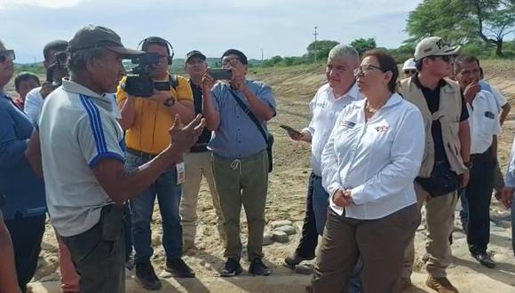 Nelly Paredes Del Castillo indica que a través del Proyecto Especial Binacional Puyango Tumbes (PEBPT), lleva adelante labores limpieza en siete drenes