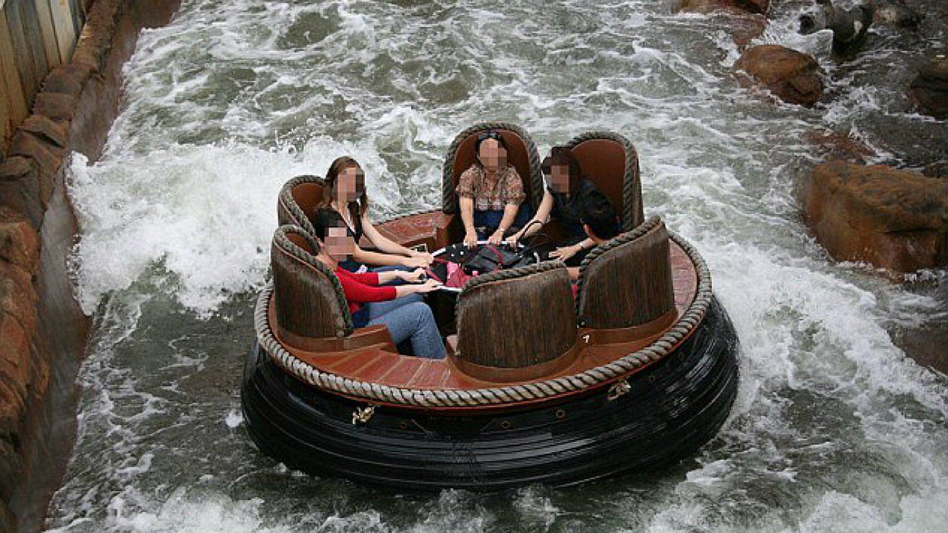 Cuatro personas mueren en juego mecánico de parque australiano (VIDEO)