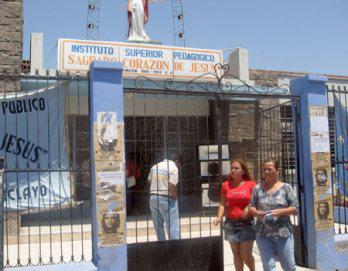 180 plazas convoca el IESP Sagrado Corazón de Jesús