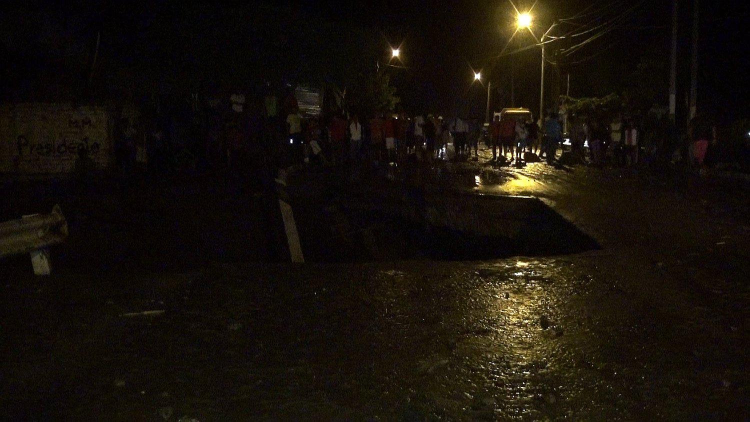 Casma: Río destroza puente Sechin (VIDEO) 