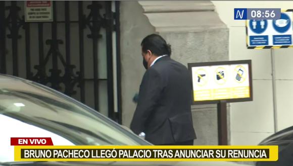 Bruno Pacheco llegó a Palacio de Gobierno este viernes tras anunciar su renuncia. (Canal N)
