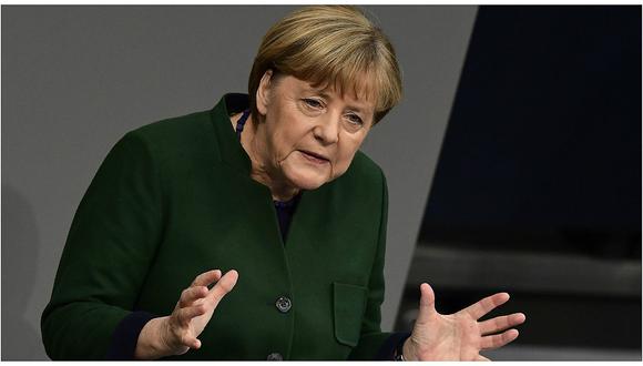 Angela ​Merkel advierte contra el populismo que se alimenta de falsas informaciones en internet