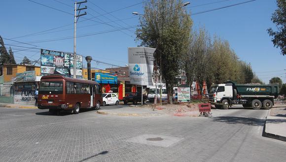 Municipio de Arequipa no entrega obras a José Luis Bustamante y Rivero