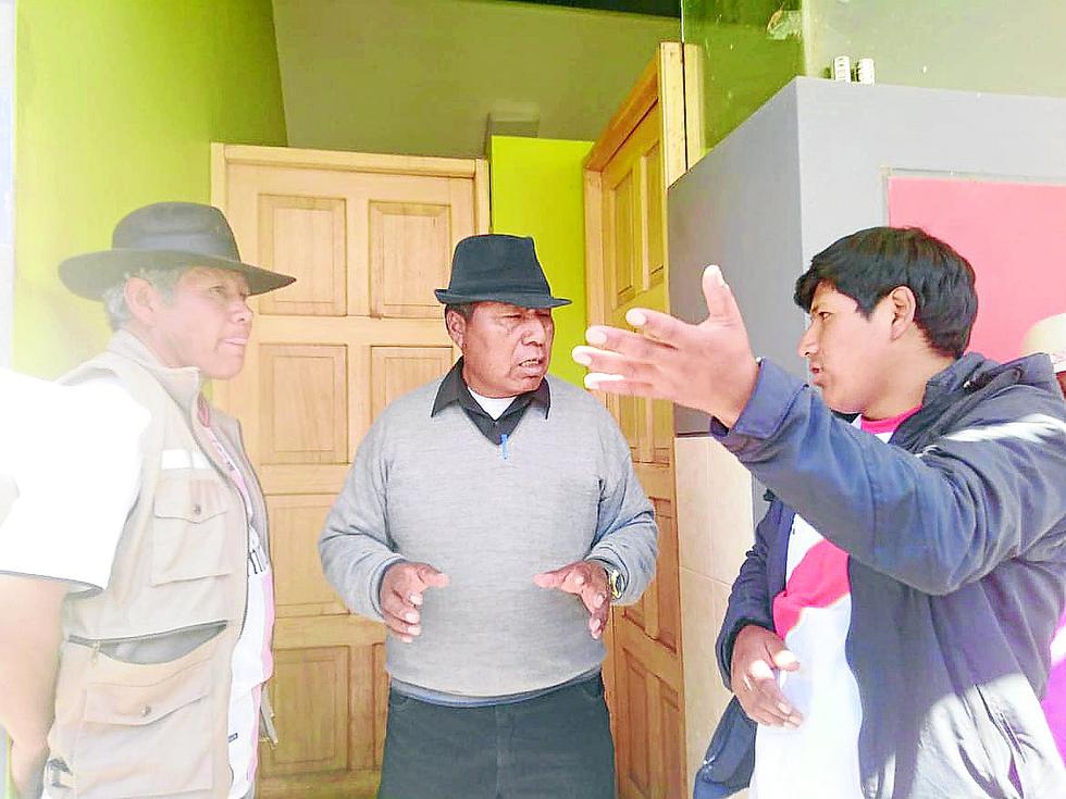 Pobladores cuestionan proceso electoral en centros poblados de Puno