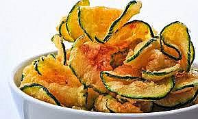 Peruanos gastan $ 150 millones en snacks al año