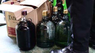 Puno: Fábrica clandestina de licores en Juliaca fue allanada 