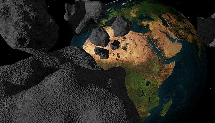 ¿Asteroides que se aproximan a la Tierra ponen en peligro a la humanidad? 
