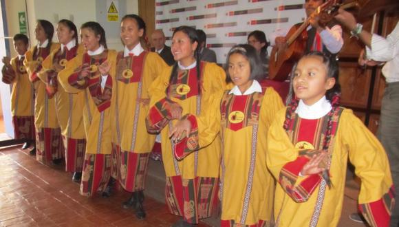 Cusco: Coro de niños arranca palmas tras interpretar conocido tema de Chacalón (VIDEO)