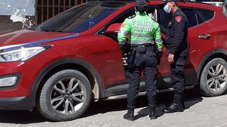 Huancavelica: Transportista ebrio abusa de expareja y fuga