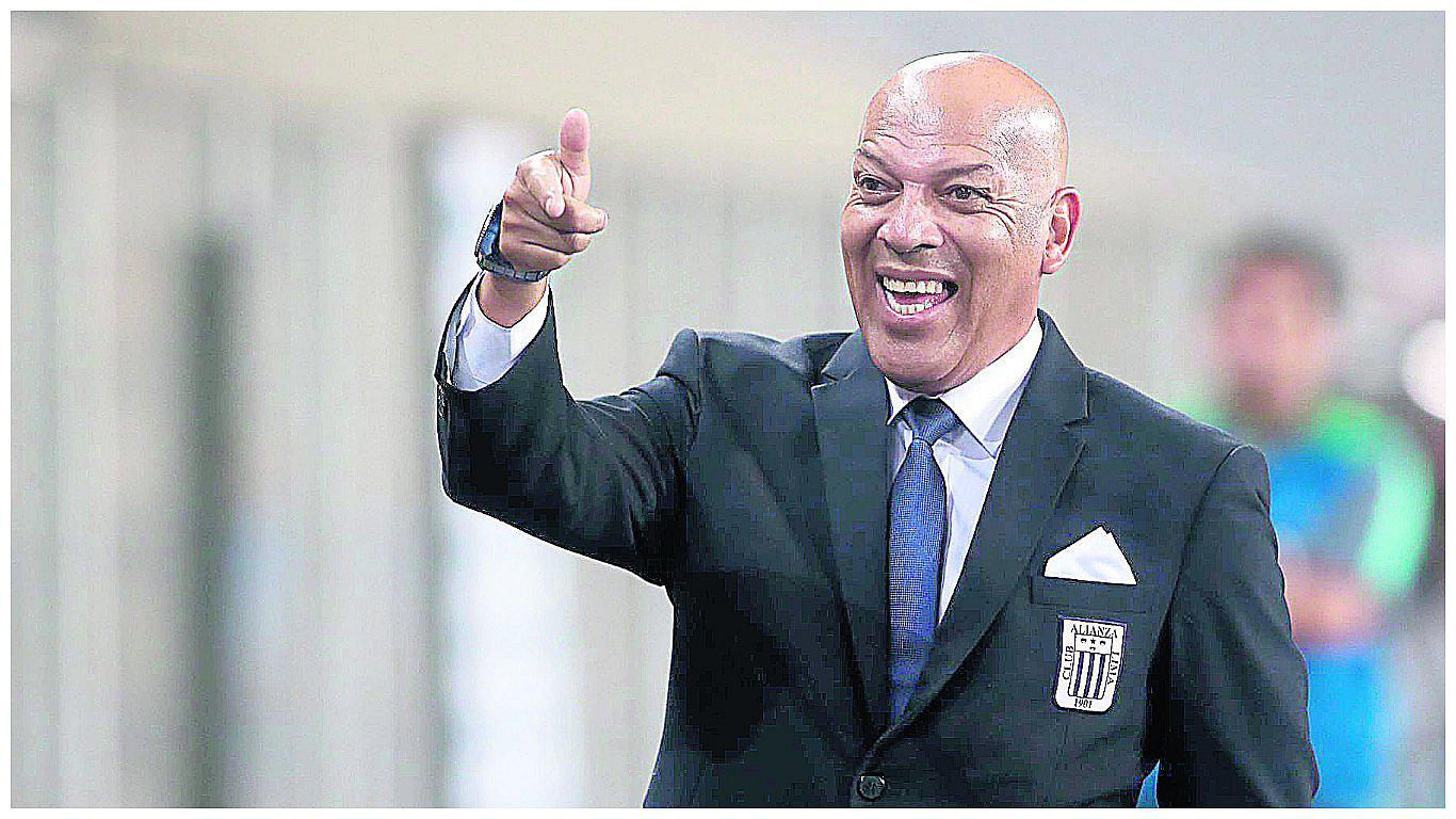 Alianza Lima: "Reimond Manco depende de sí mismo”, dice Roberto Mosquera