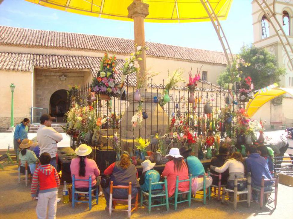 Santiago León de Chongos celebra a santo patrón (FOTOS)